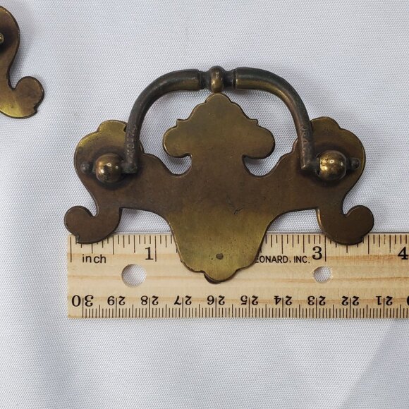16 Vintage Brass Batwing Chippendale Drawer Pulls Handles Regency MCM Ornate - Picture 6 of 8